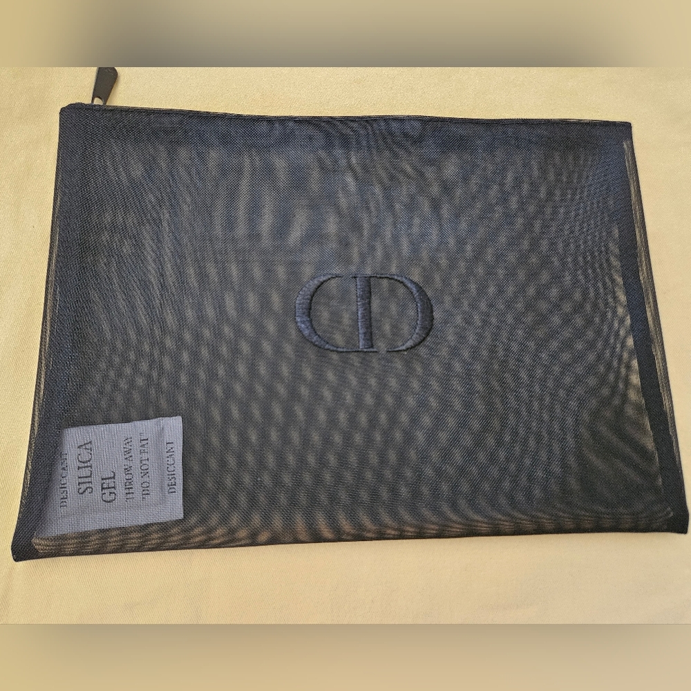 Dior beauty pouch